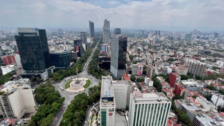 Mexico hands suspected Chinese fentanyl kingpin over to US authorities, minister says