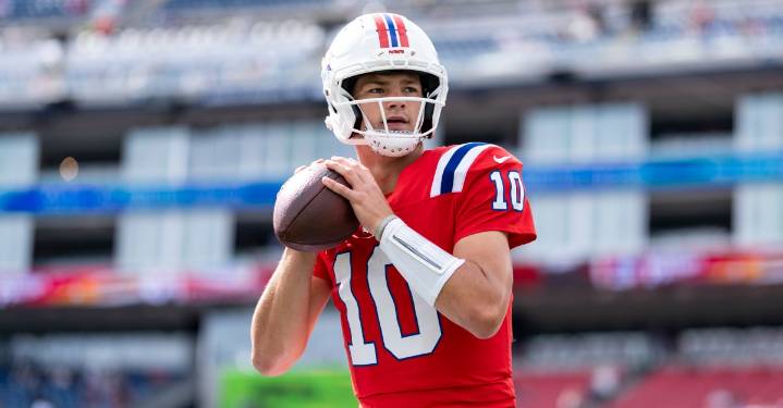 Sunday Patriots Notes: Drake Maye stands out among NFL sophomore QBs