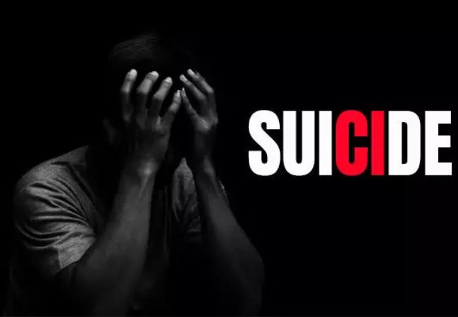 Father, son die, mother, daughter hospitalized as Bengaluru famil...