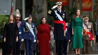 Experta en imagen y comunicación explica el significado simbólico de los looks de la Reina Letizia en el Día de la Hispanidad