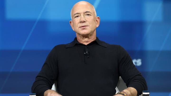Amazon Founder Jeff Bezos Sells Stock, Now Owns Less Than 10 Percent