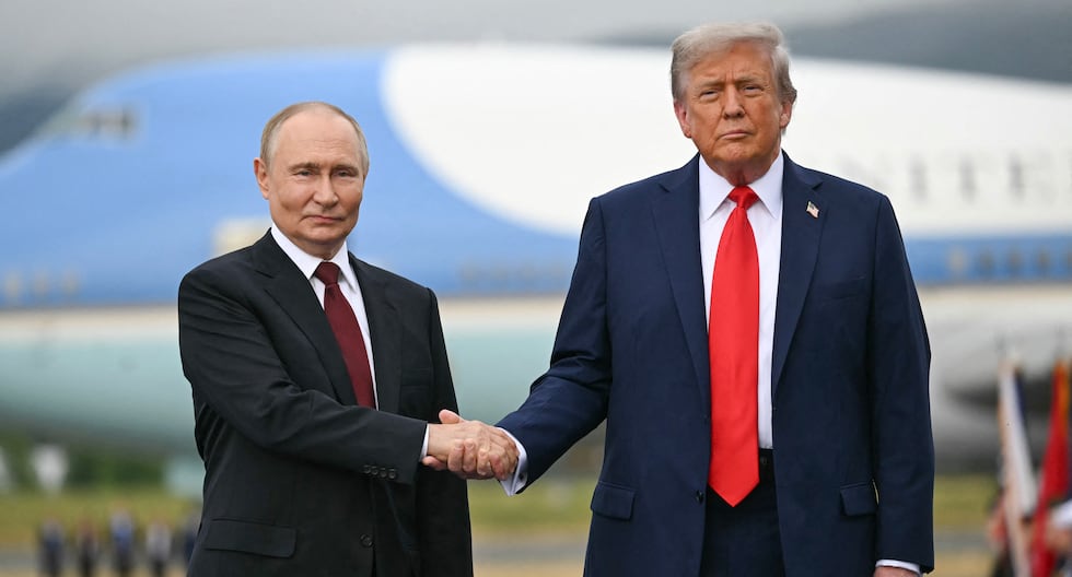 Donald Trump anuncia reunión con Vladimir Putin en Budapest para buscar fin de la guerra