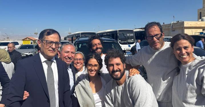 Israel libera a 6 mexicanos de la Flotilla Global Sumud: Inician repatriación rumbo a CDMX, informa SRE
