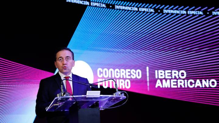 Albares lamenta el "dolor" causado a los indígenas mexicanos en la conquista