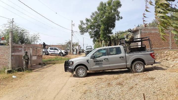 Aseguran armas y droga en dos distintos puntos de Mazatlán