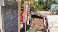 Retiran barda en riesgo de caer en la colonia Gustavo Díaz Ordaz