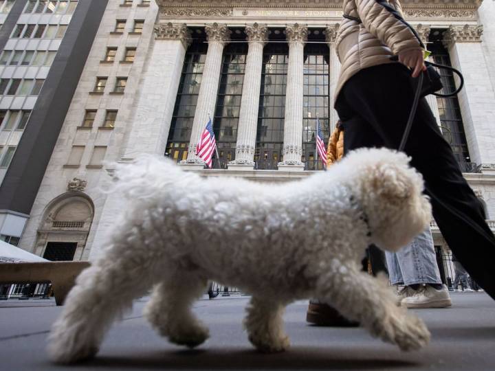 Inside America's gravity-defying economy