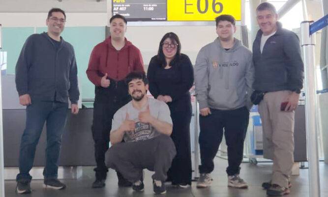 Futuros ingenieros viajan a Finlandia para aprender sobre energías limpias y tecnología
