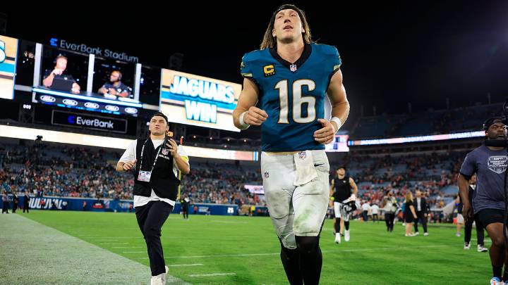 Dabo Swinney’s honest reaction to Trevor Lawrence’s Chiefs takedown