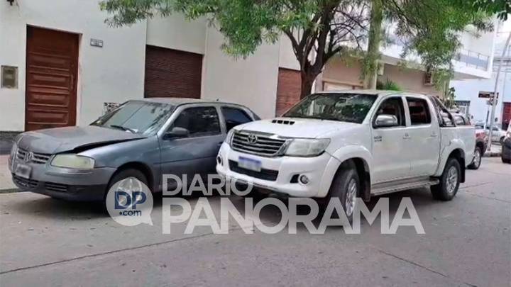 Confuso episodio en pleno centro: un hombre protagonizó un choque en cadena tras una persecución