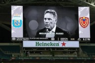 Minuto de silencio en homenaje a Miguel Ángel Russo en el Hard Rock Stadium