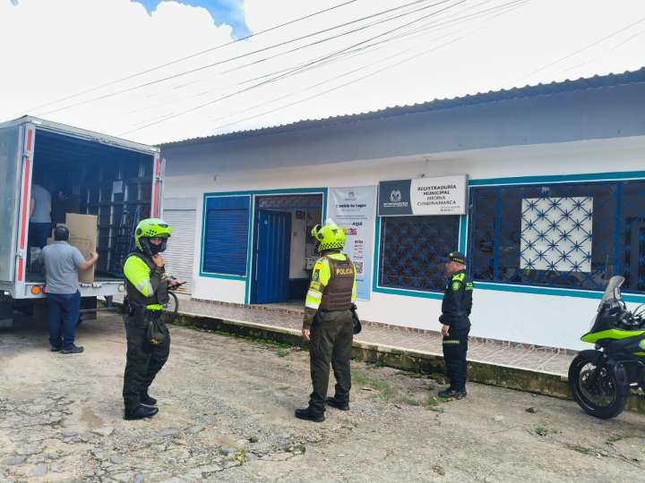 Más de mil 100 policías garantizarán el libre desarrollo del certamen electoral en el departamento del Meta