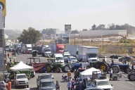 Productores del Bajío acuerdan tregua y abrir un carril en los puntos de bloqueo