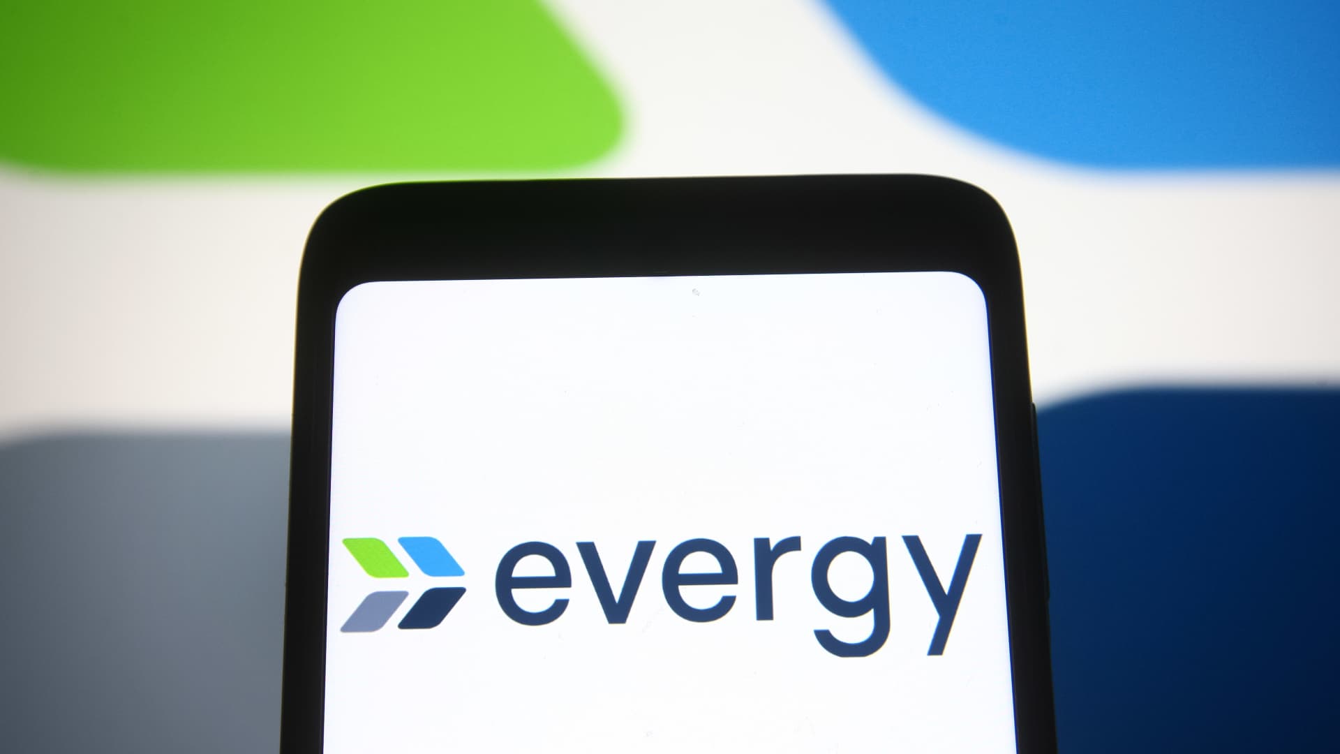 This utility stock has been on fire this year, and RBC sees nearly 20% more upside