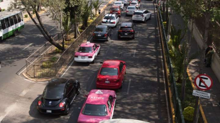 Hoy No Circula Sabatino 18 de Octubre de 2025: ¿Qué Autos No Circulan en CDMX y Edomex?