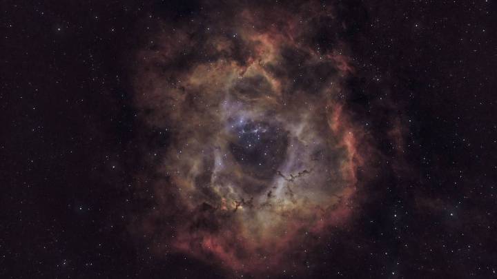 Calendario astronómico de noviembre 2025: un mes con superluna, lluvias de meteoros y Urano visible