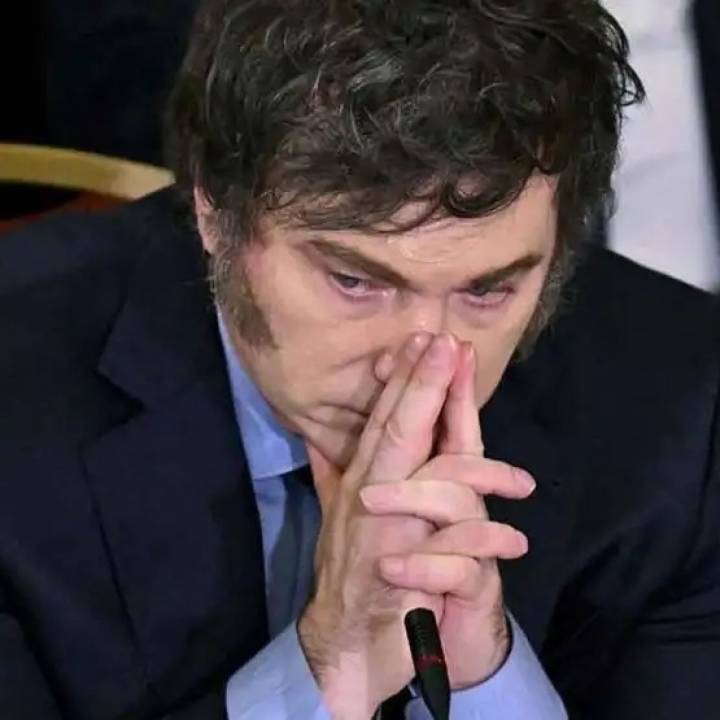 El duro diagnóstico del Financial Times: "Milei ha alarmado a los inversores"