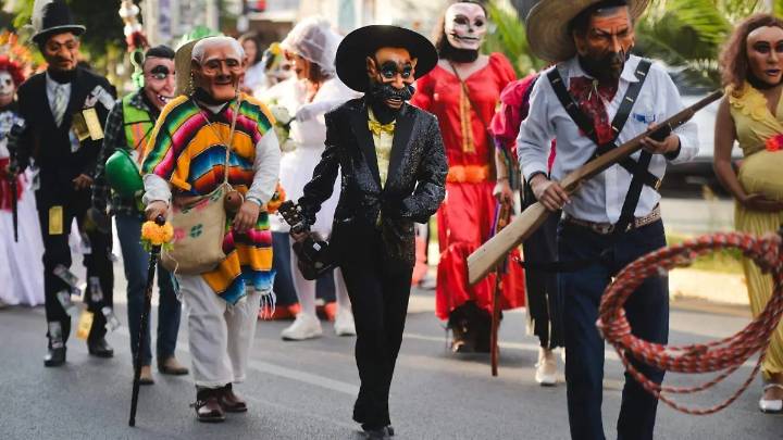 Xantolo 2025 llena de tradición, música y color a la capital potosina