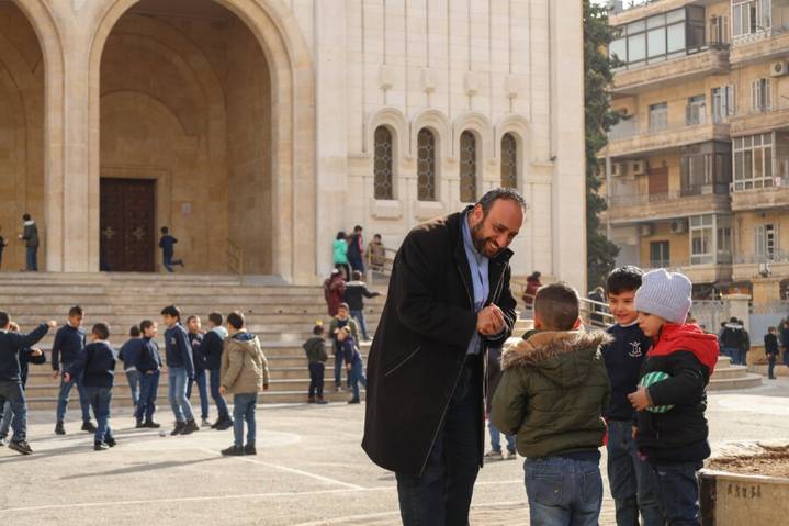    Sacerdote sirio ofrecerá testimonio sobre la realidad de los cristianos en Siria