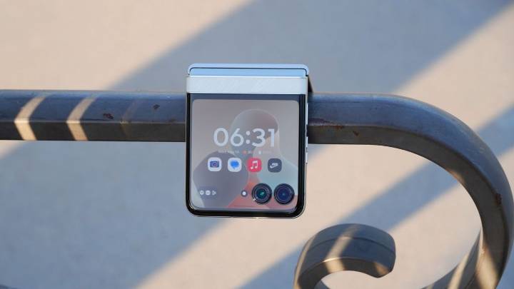 Alleged Motorola Razr leak says one of the best things about it may change