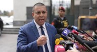 Abogado de Dina Boluarte: “Ni asilada ni no habida. Ella está en su casa”