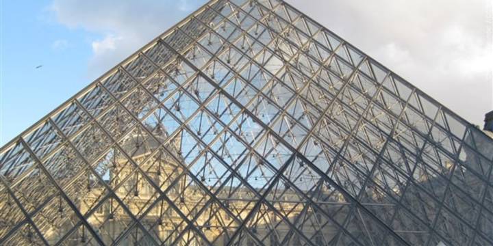 Mainers witness Paris’s Louvre museum robbery