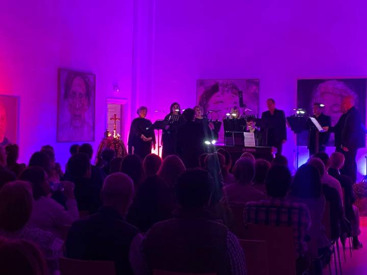 ‘Ad Lucem: Requiem pro Patre’, un viaje de luz, memoria y emoción