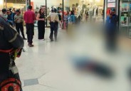 Una mujer cae del último piso de un centro comercial en Chacao