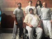 VIRAL: La foto de Hugo “El Pollo” Carvajal junto a Luigi Mangione en una prisión de EEUU