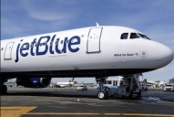 Vuelo de Jet Blue, proveniente de Cancún, aterriza de emergencia en Florida; hay heridos