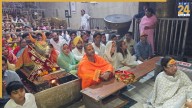 Shikhar Dhawan seeks blessings at Mahakaleshwar Temple, Attends divine Bhasma Aarti