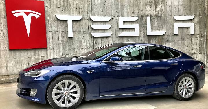 Tesla Investigated After Self-Driving Software Cited For Crashes, Traffic Safety Violations In US