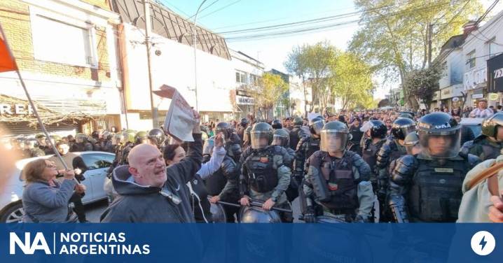 Tensión en Mar del Plata por la visita de Javier Milei: protestas y fuerte operativo de seguridad
