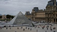 Thieves strike Louvre in daring jewel heist, museum shuts