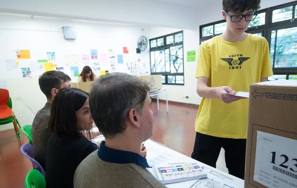 Elecciones 2025: qué pasa si te designan autoridad de mesa y cuánto se cobra
