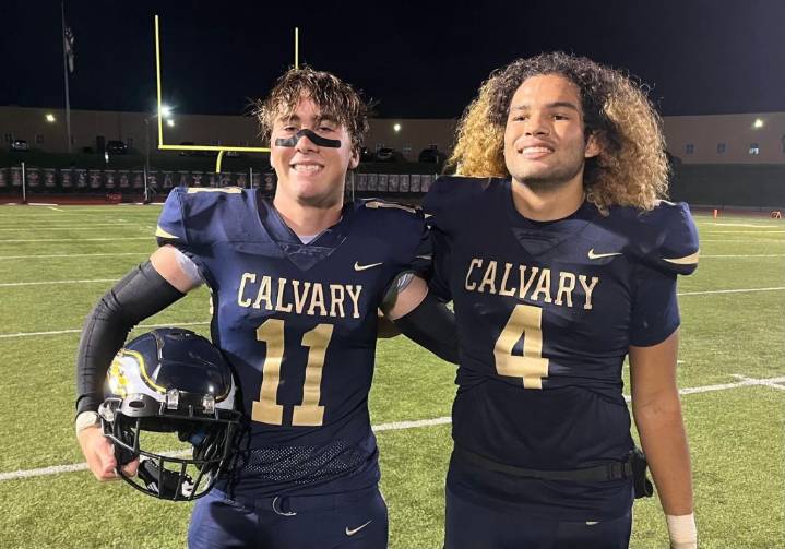 Jett Rauch’s late field goal wins it for Calvary Chapel over Estancia
