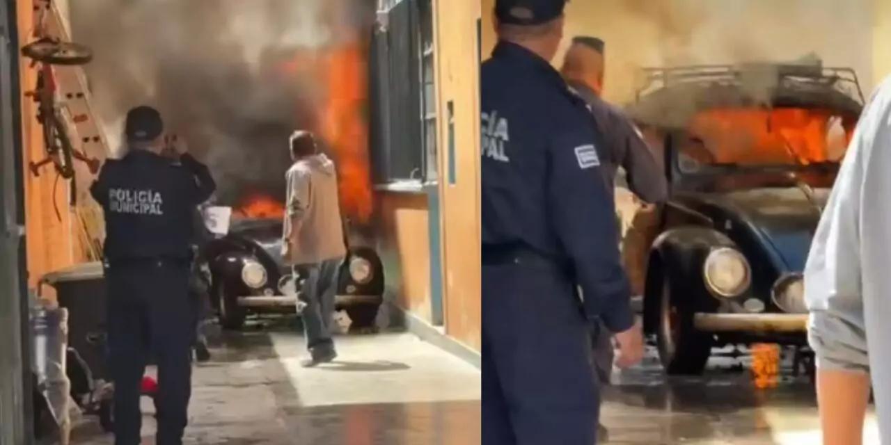VIDEO | Auto se calcina en vivienda de Oaxaca