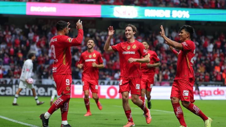 Toluca se pasea en el Infierno y golea a Mazatlán para festejar su 'triplete'