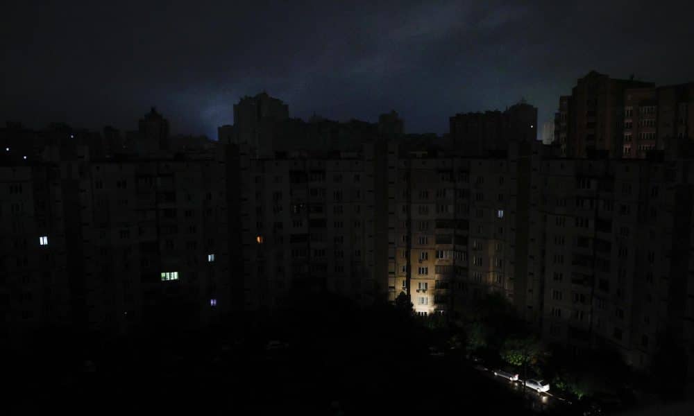 Rusia atacó con más de 450 drones y 30 misiles infraestructura energética de 12 regiones de Ucrania