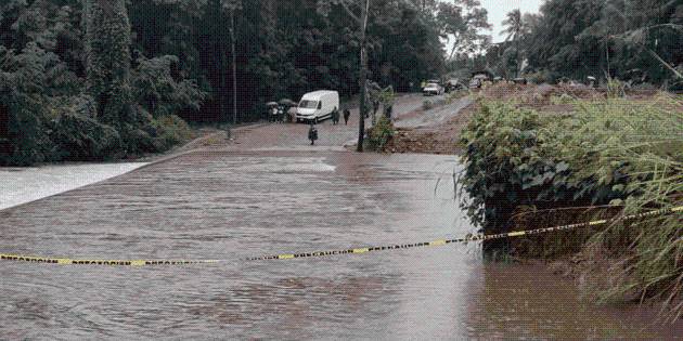 Reportan dos muertos por lluvias en México