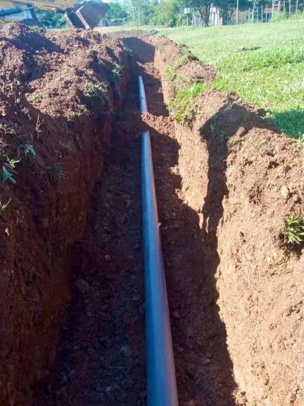 Instalan nueva red de agua potable en un sector del barrio Estación y Mejoral