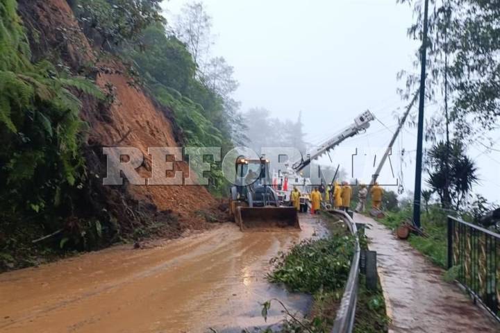Afectan lluvias  982 km de carreteras  en 5 estados