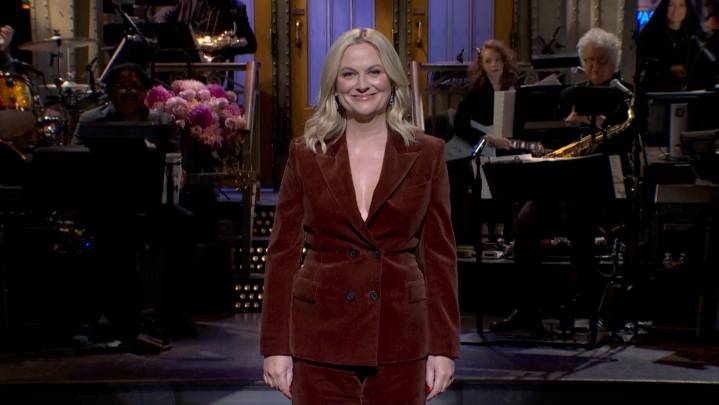 Amy Poehler Slams AI Actress Tilly Norwood on 'SNL'