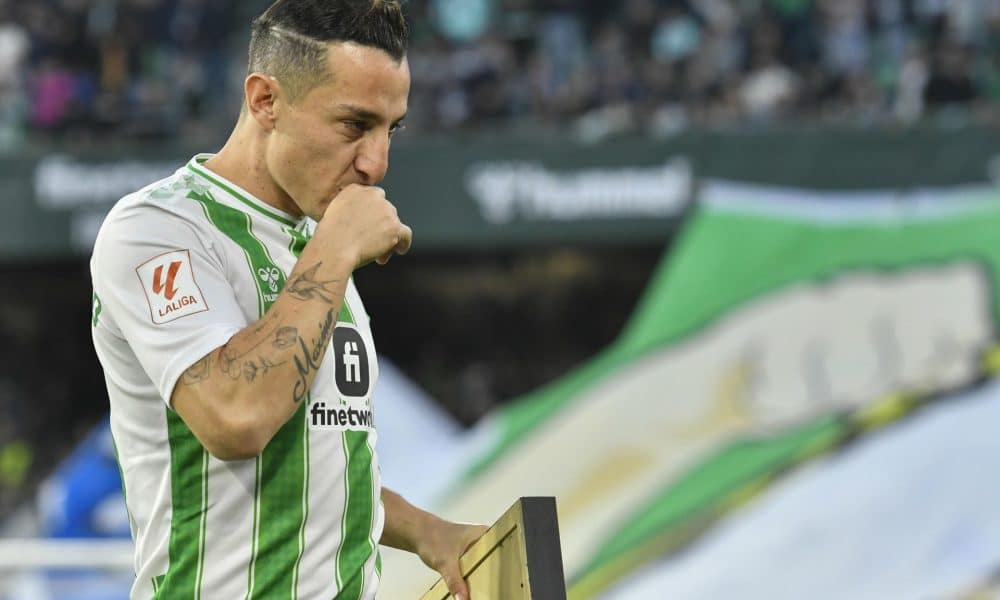 Andrés Guardado, un “becario” de lujo en el juvenil del Betis