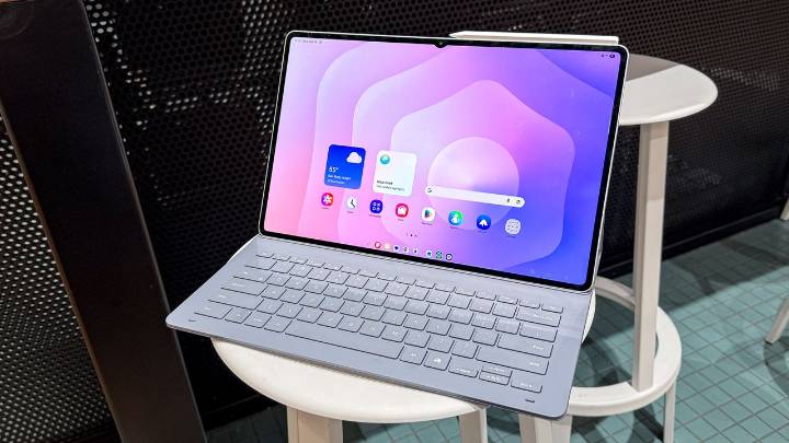 I ditched my laptop for the Samsung Galaxy Tab S11 Ultra