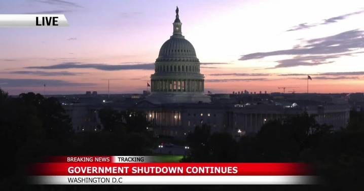 Government remains closed as Senate fails to pass legislation
