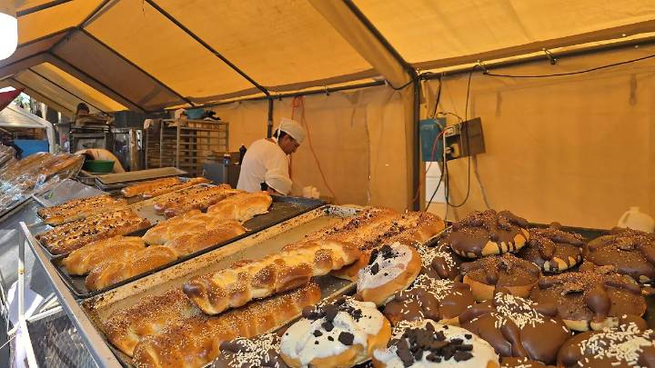 Tapete de pan de muerto y sabores gourmet en la Expo de Cuernavaca