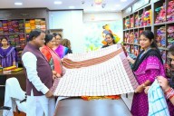 Gandhi Jayanti: Odisha CM advocates for handloom products