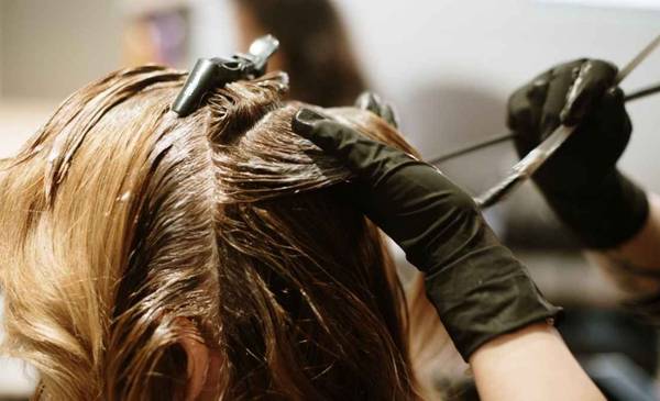 Los 3 colores de pelo en tendencia para este verano 2026