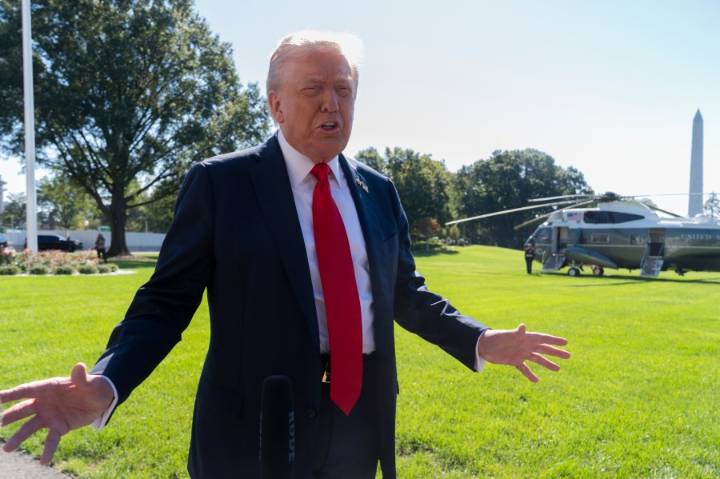Government shutdown entering sixth day as Republicans and Democrats remain at an impasse